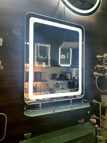 Дзеркало 50*60см з Led підсвічуванням та поличкою з бортиком 10555 фото